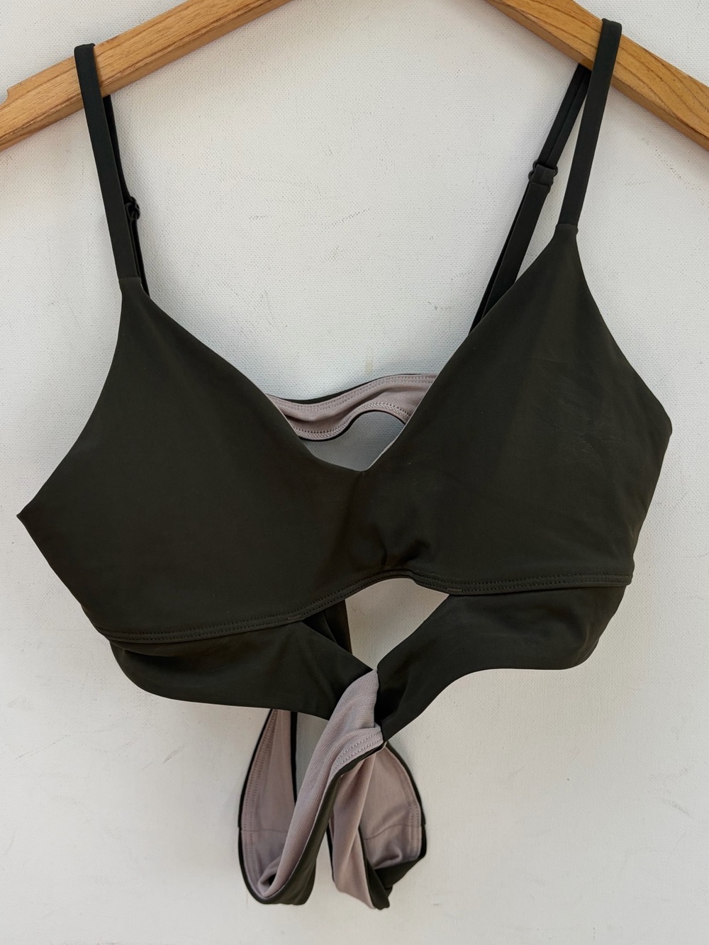 Lululemon Criss Cross Sports Bra